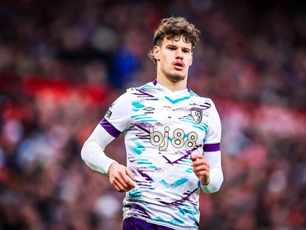 Defender incaran Atletico Madrid