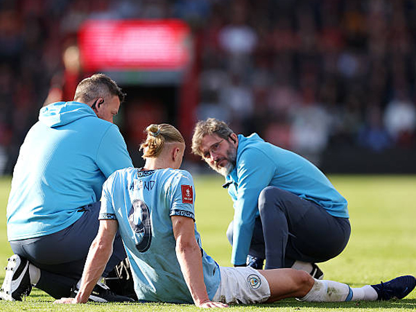 Cedera Pergelangan Kaki, Man City Rujuk Erling Haaland ke Spesialis