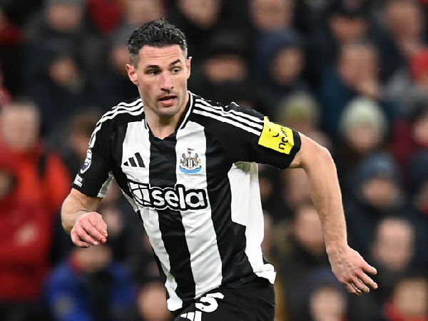 Bek Newcastle United, Fabian Schar