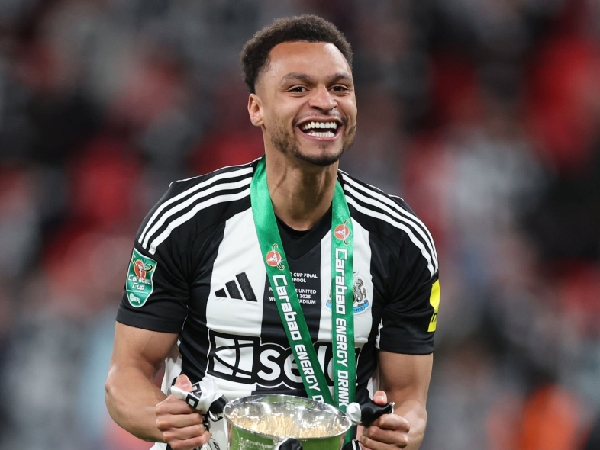 Winger Newcastle United, Jacob Murphy