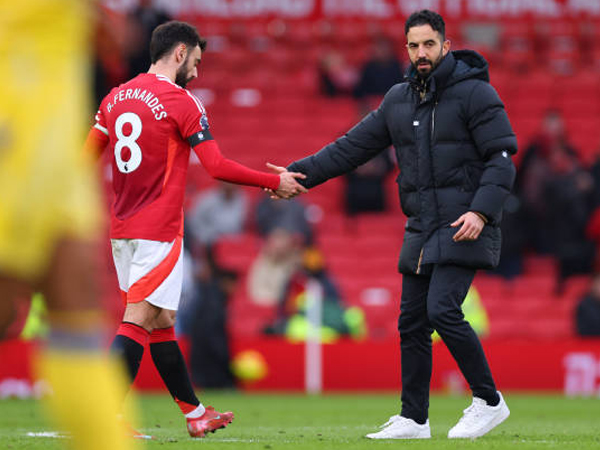 Ruben Amorim Pastikan Bruno Fernandes Bertahan di Manchester United