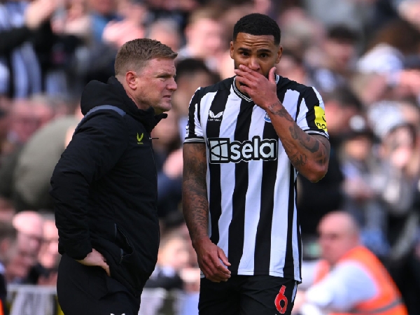 Eddie Howe dan kapten Newcastle United, Jamaal Lascelles