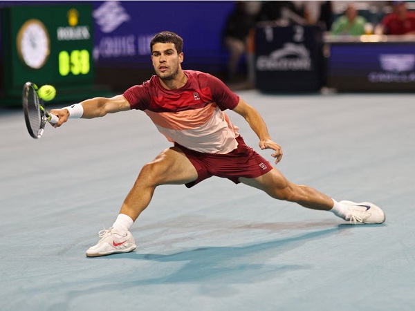 Carlos Alcaraz Ungkap Alasan Mengapa Sang Ayah Menjauhi Sesi Latihan