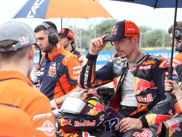 Maverick Vinales Tidak Tahu Kapan KTM Kembali Kompetitif