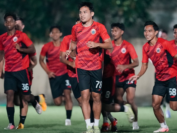Latihan skuat Persija Jakarta jelang menghadapi Madura United