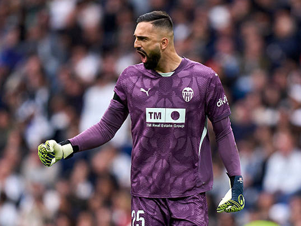 Calon Kiper Liverpool, Giorgi Mamardashvili Jadi Pahlawan di Bernabeu