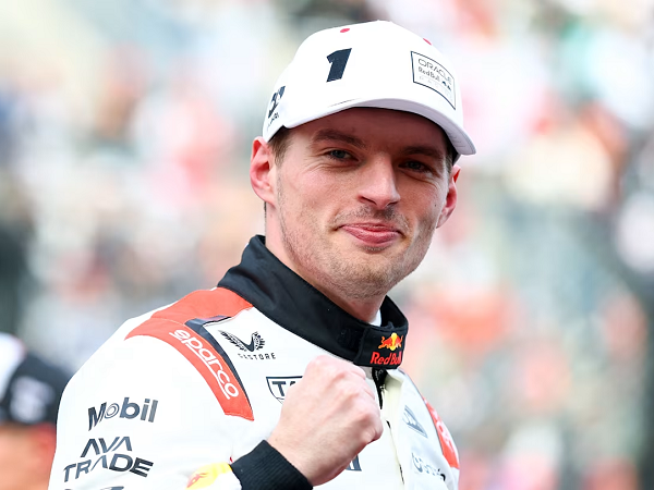 Max Verstappen berhasil asapi Norris dan Piastri di GP Jepang.