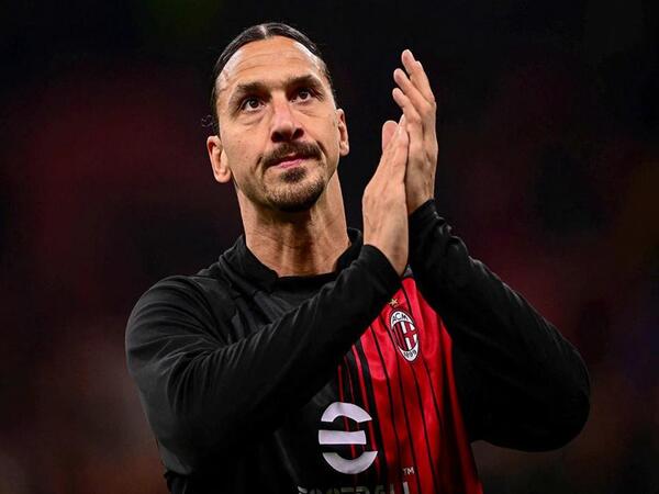 Zlatan Ibrahimovic punya sosok favorit untuk mengisi pos Direktur Olahraga AC Milan yang saat ini tengah lowong / via Getty Images