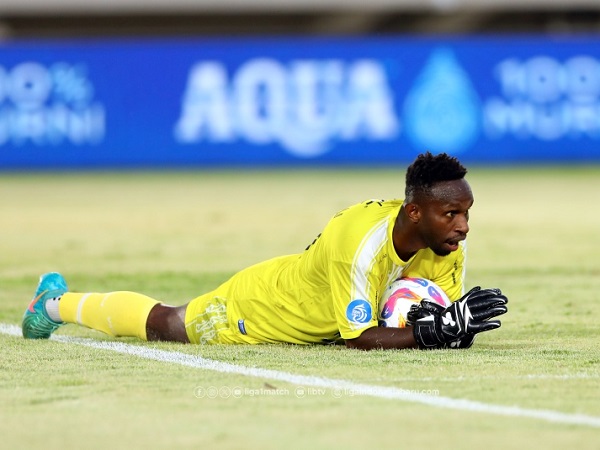 Kiper andalan PSBS Biak, John Pigai