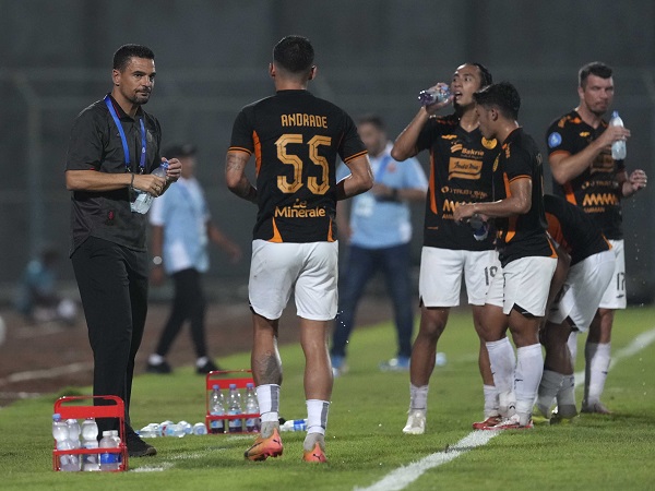 Pelatih Persija Jakarta, Carlos Pena