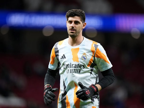 Thibaut Courtois Siap Tempur Saat Bentrok dengan Arsenal