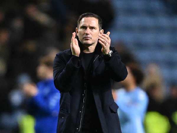 Frank Lampard dibidik oleh Southampton, yang baru saja terdegradasi dari Premier League