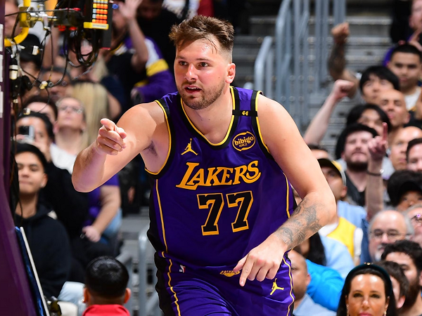 Luka Doncic bersiap untuk comeback ke Dallas sebagai pemain Lakers.