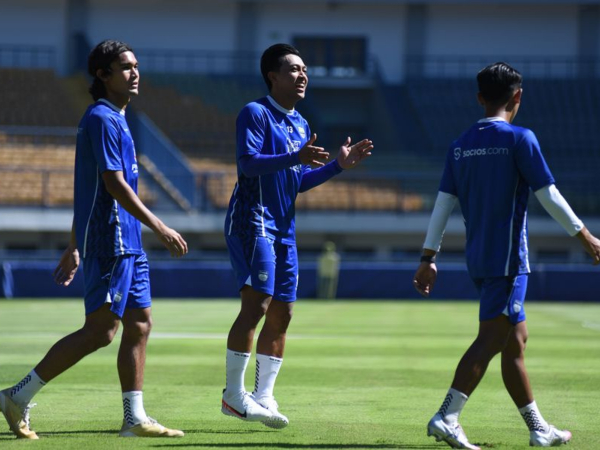 Febri Hariyadi kembali berlatih usai menepi tujuh bulan karena cedera