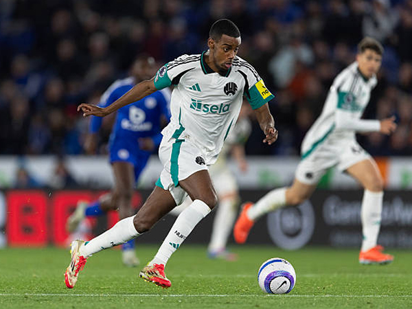 Demi Ambisi Jangka Panjang, Newcastle United Ogah Lepas Alexander Isak