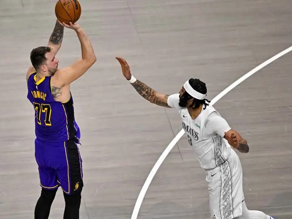 Anthony Davis Beri Hormat ke Luka Doncic Usai Laga