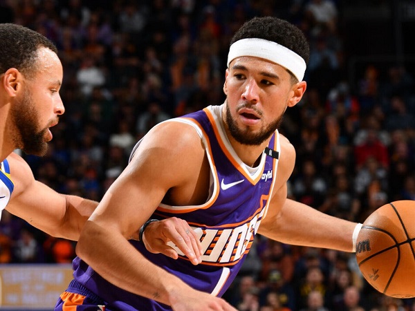 Devin Booker berjanji akan tetap loyal bersama Suns.