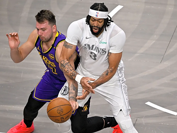 Luka Doncic yakin lihat Anthony Davis akan bersinar bersama Dallas Mavericks.