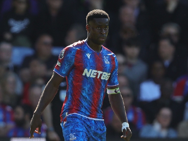 Chelsea sudah lama ingin memulangkan bek Crystal Palace, Marc Guehi