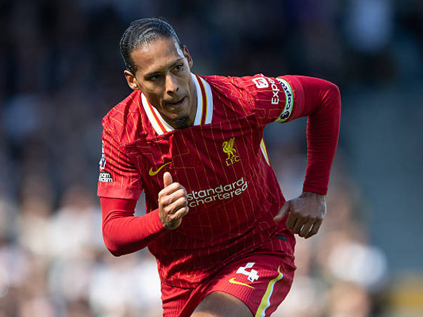 Liverpool Jamu West Ham, Virgil van Dijk Serukan Fokus Penuh