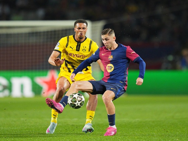 Gelandang Dortmund Tidak Menyerah Jelang Lawan Barcelona