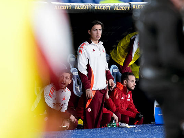 Paulo Dybala Absen Hingga September, Ranieri Puji Kepemimpinan Sang Bintang