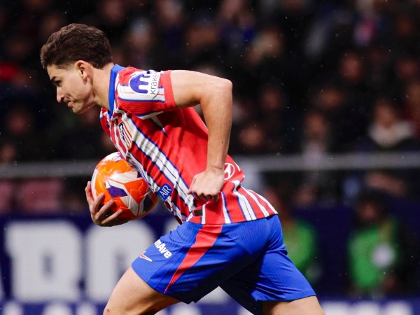 Simeone puji Alvarez