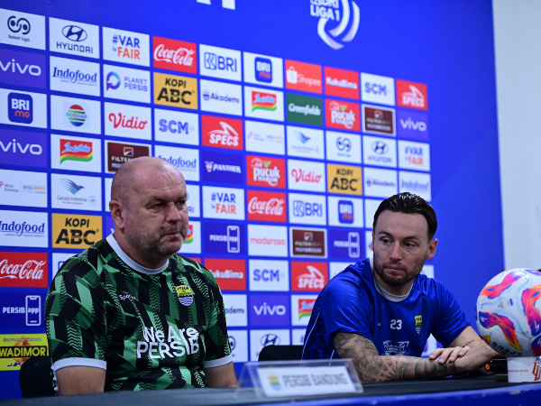 Pelatih Persib, Bojan Hodak