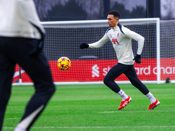 Trent Alexander-Arnold Kembali Berlatih, Siap Tutup Musim Bersama Liverpool