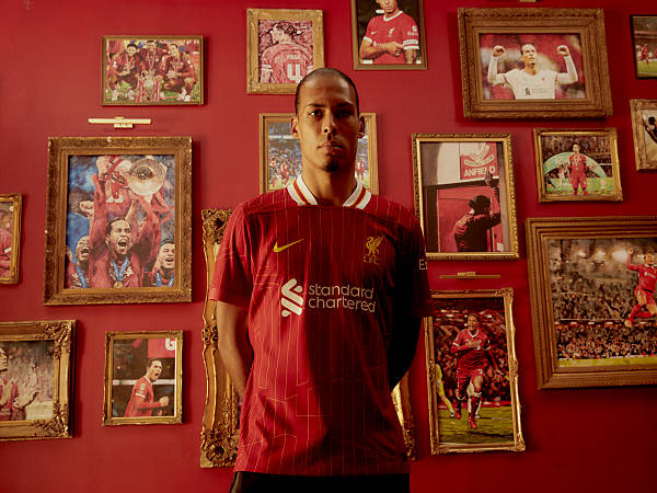 Virgil van Dijk Refleksikan Perjalanan Kariernya di Liverpool