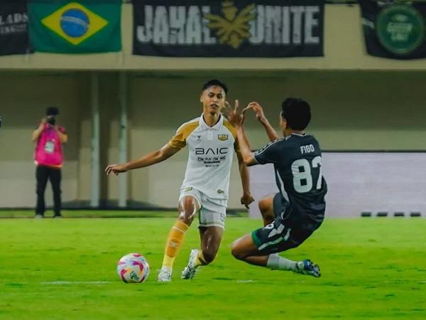 Dewa United FC rebut kemenangan penting atas PSS Sleman