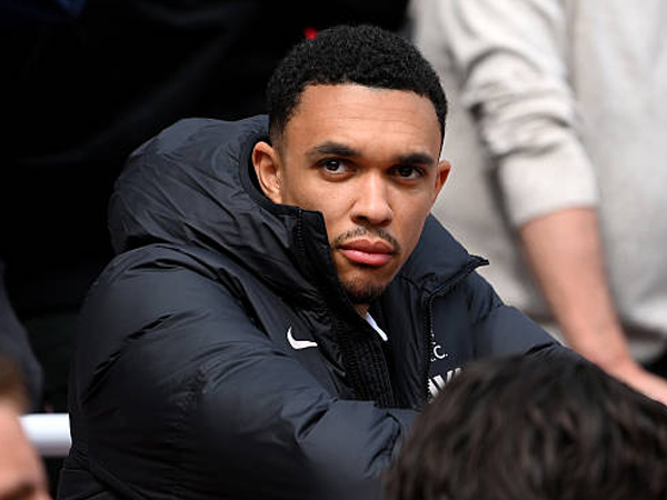 Arne Slot Nilai Peran Trent Alexander-Arnold Masih Penting untuk Liverpool