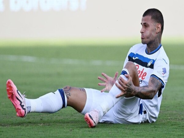 Gianluca Scamacca mengaku sedang mengalami fase tersulit dalam kariernya, menyusul dua cedera serius yang dialaminya di sepanjang musim 2024/25 / via Getty Images