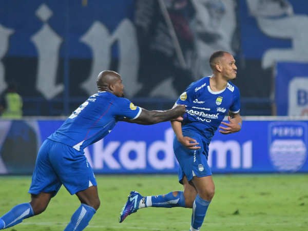 Bek Persib, Gustavo Franca