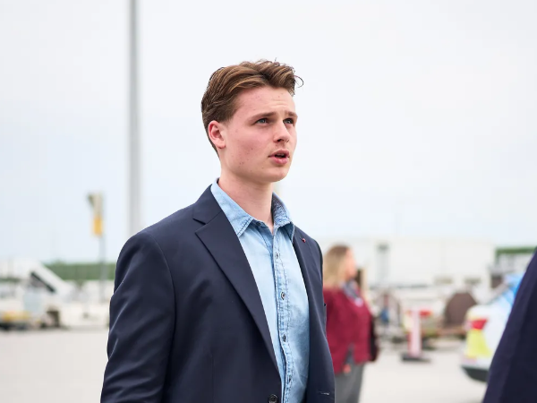 Jonas Urbig