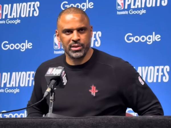 Meskipun kalah, pelatih Houston Rockets Ime Udoka tetap percaya diri, menekankan pada eksekusi dan kepercayaan. (Foto: Youtube)