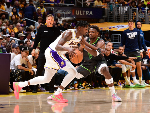 Dorian Finney-Smith klaim Lakers harus menangi Game 2 lawan Timberwolves.