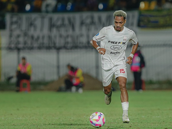 Gelandang Persis Solo, Gio Numberi