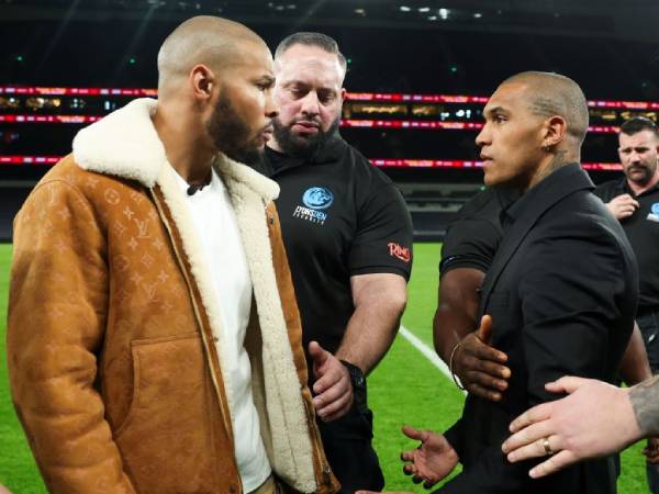 Conor Benn (kanan) dan Chris Eubank Jr. (Foto: Fight TV)