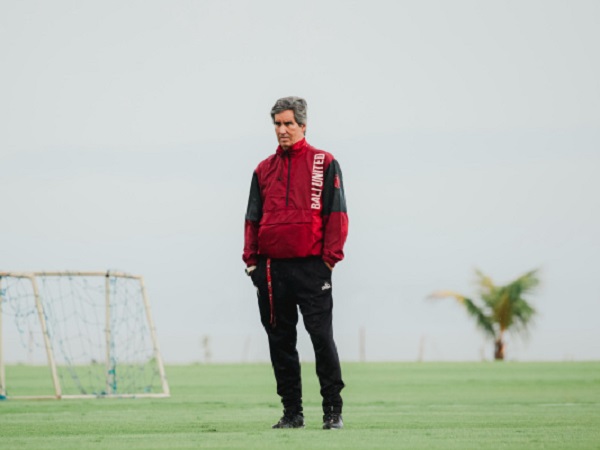 Pelatih Bali United, Stefano Cugurra Teco janjikan laga menarik di kandang PSM Makassar