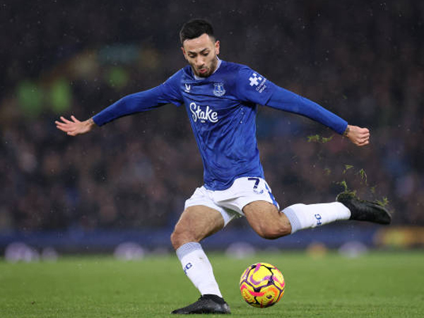 Absen Empat Bulan, Dwight McNeil Semangat Rebut Tempat di Everton
