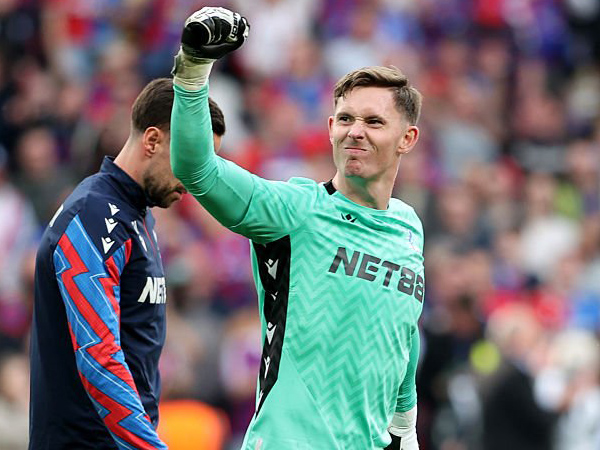 Dean Henderson.