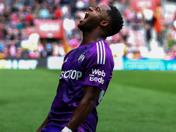 Ryan Sessegnon.