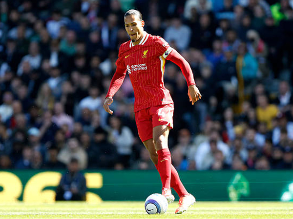 Virgil van Dijk Minta Suporter Liverpool Jadikan Anfield Lautan Merah