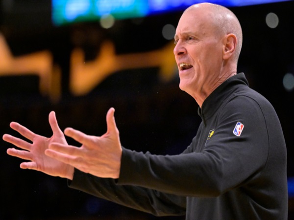 Rick Carlisle Prihatin dengan Cedera yang Dialami Damian Lillard