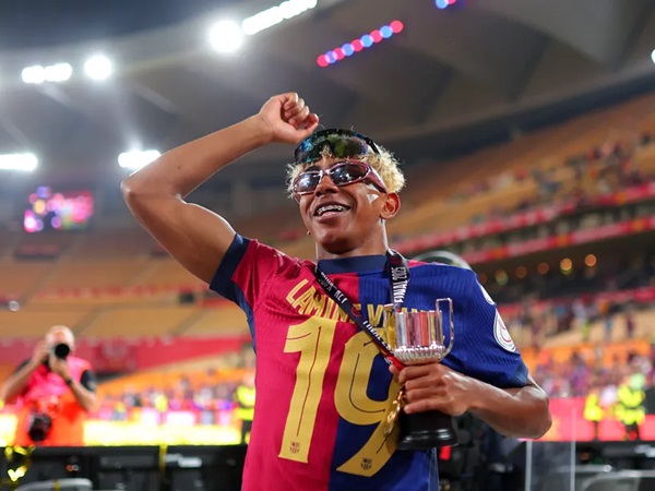 Wojciech Szczesny Komentari Gaya Rambut Baru Lamine Yamal