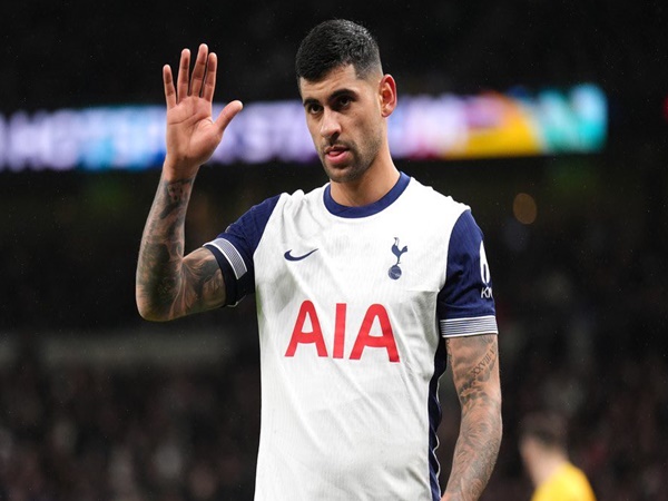 Defender incaran Atletico Madrid