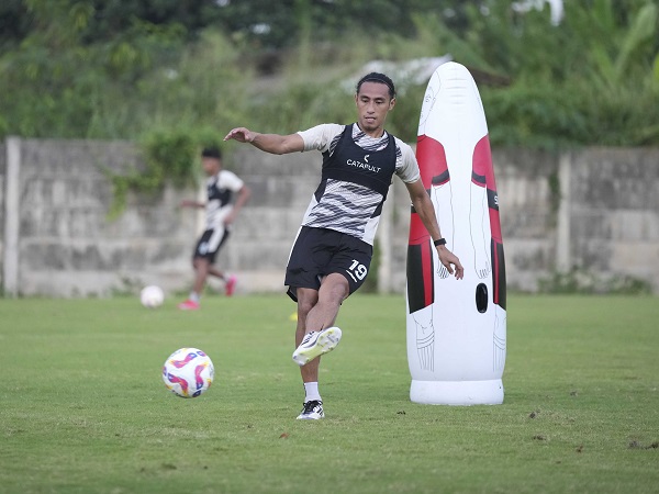 Gelandang Persija Jakarta, Hanif Sjahbandi