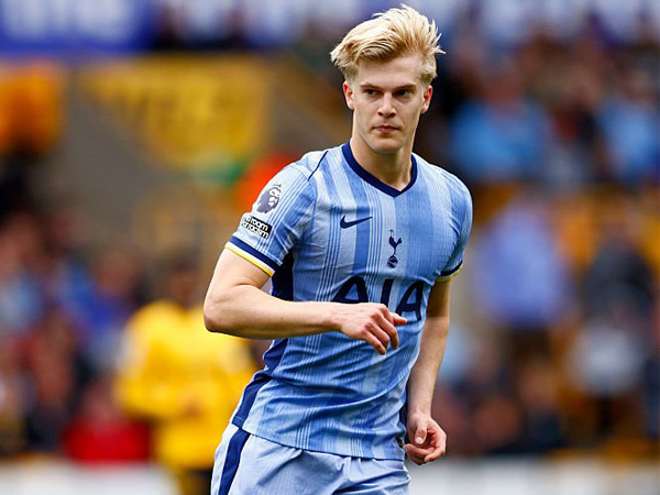 Lucas Bergvall.