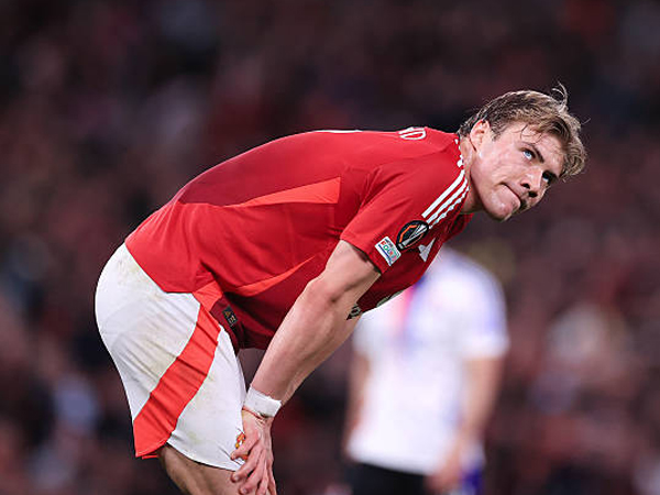 Belum Bersinar di Man United, Rasmus Hojlund Dinilai Masih Punya Potensi